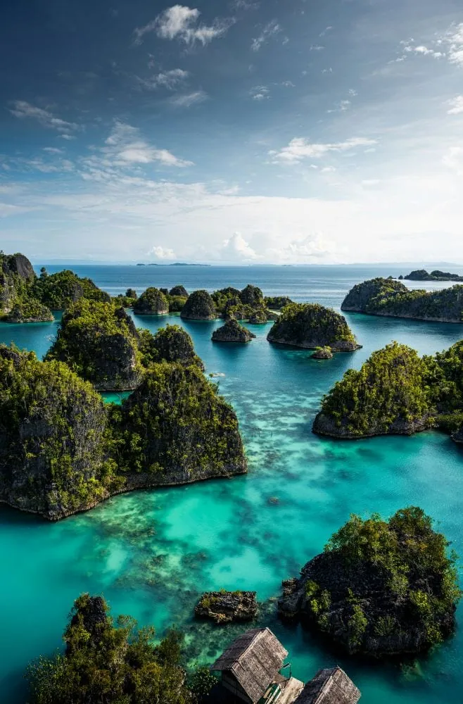 Underwater elopement locations – Raja Ampat in Indonesia