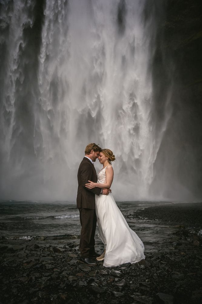 Do we need witnesses to elope? Witnesses or Not—Your Elopement, Your Way