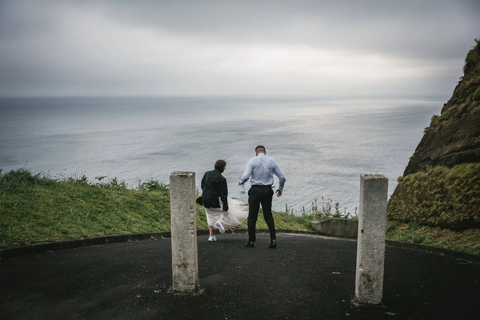 The cliffs were the perfect backdrop for this Ponta Delgada elopement