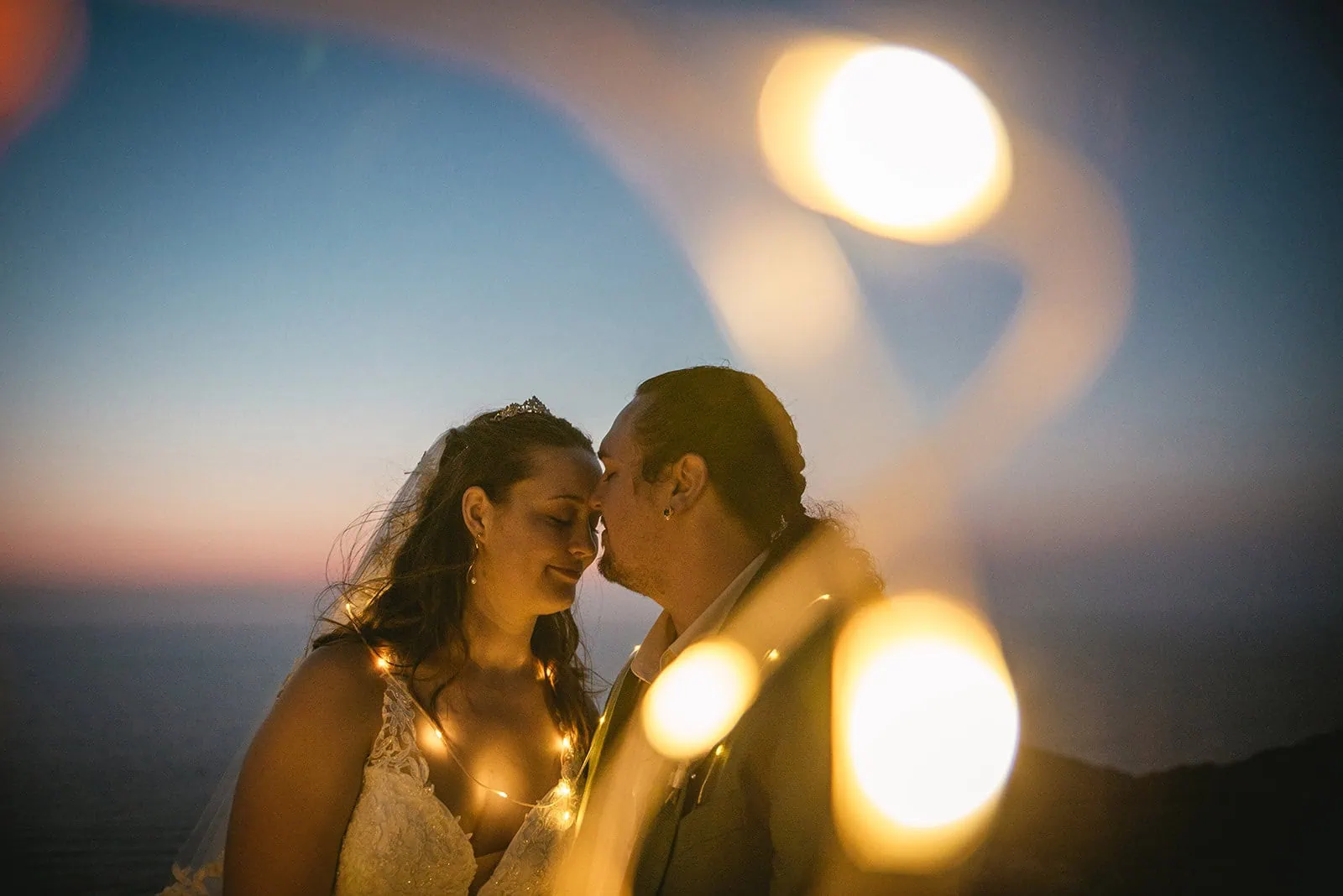 A fairytale evening for this timeless Rhodes Island elopement