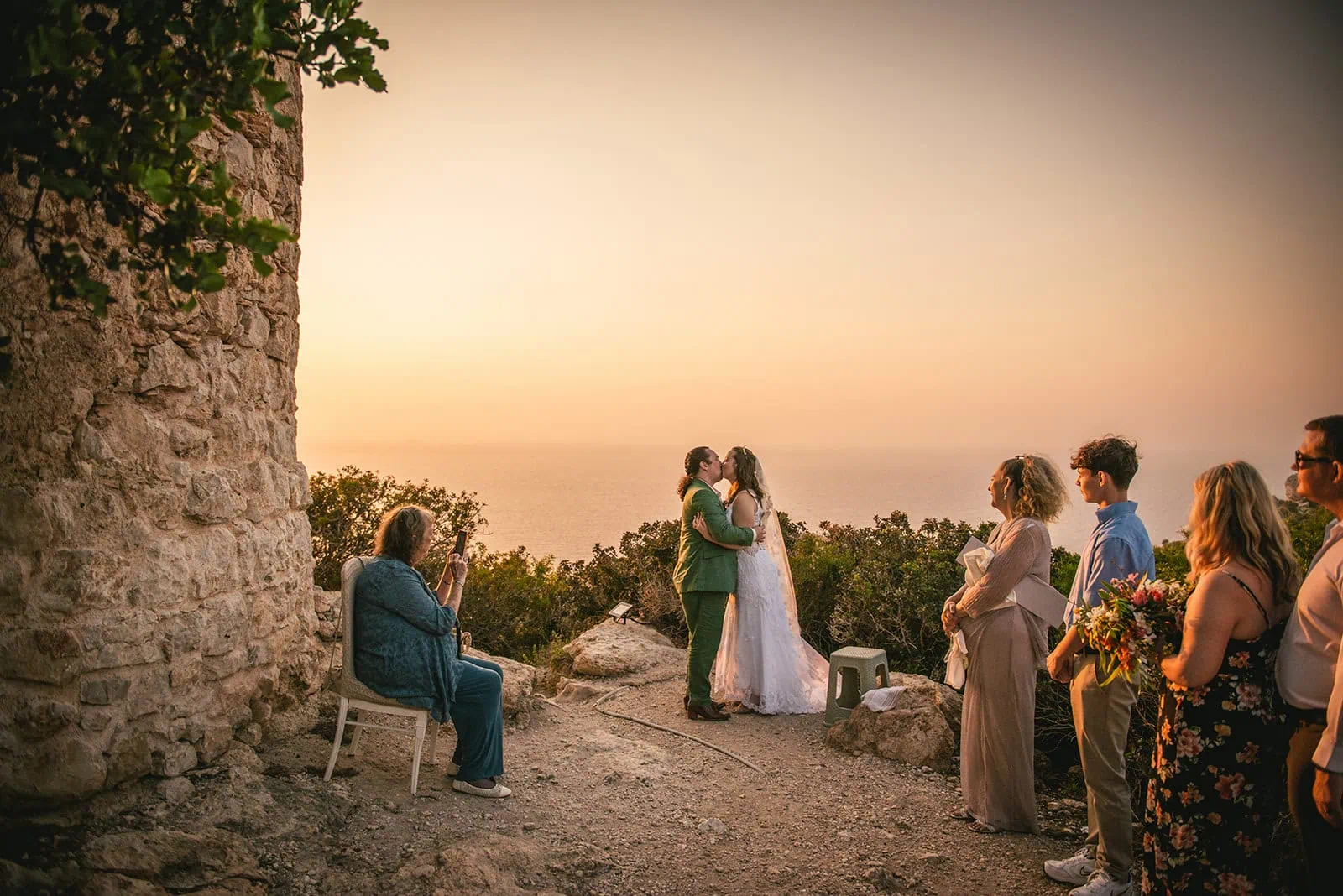 A sea-kissed ceremony and timeless love – Rhodes Island elopement elegance