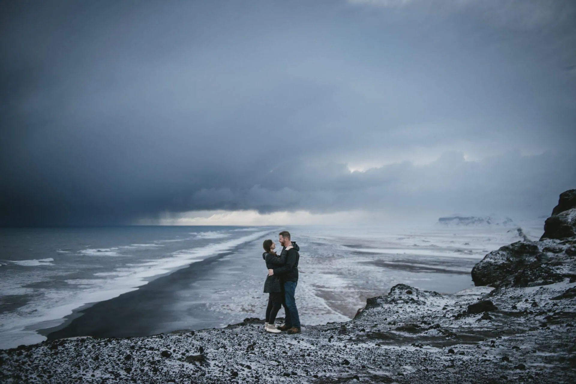 Best time to elope in iceland for a snowy winter elopement