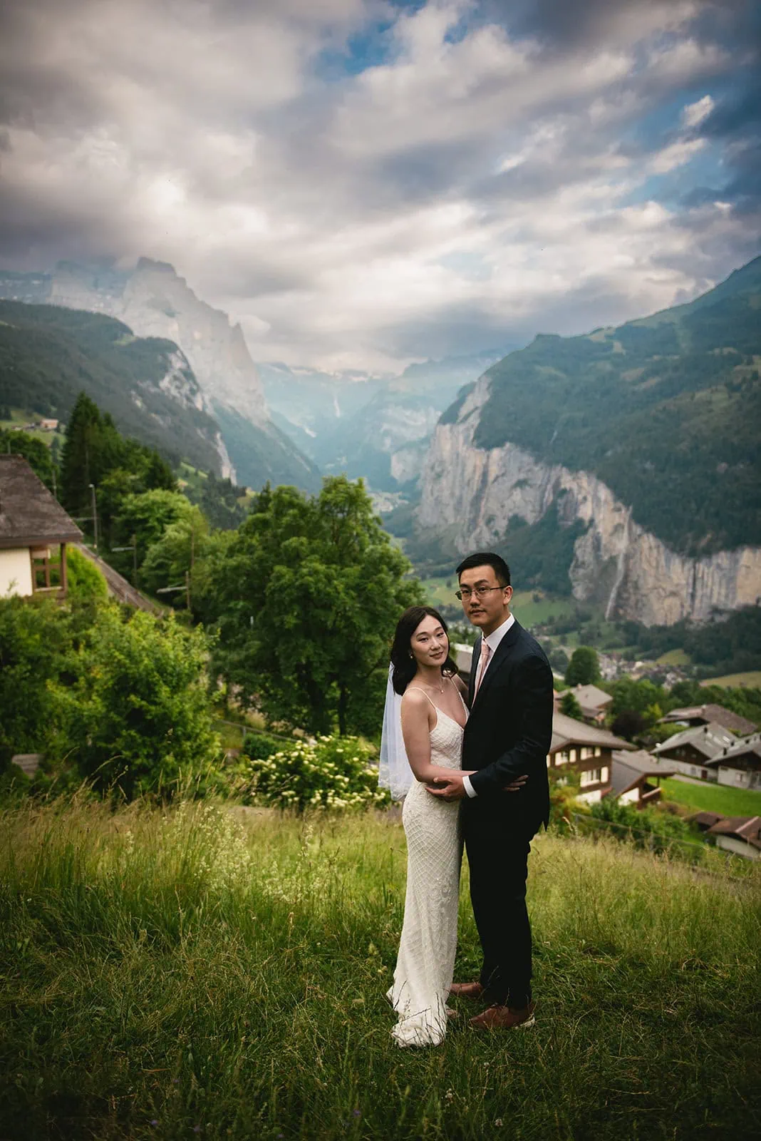 This Oeschinensee elopement was for mountain lovers