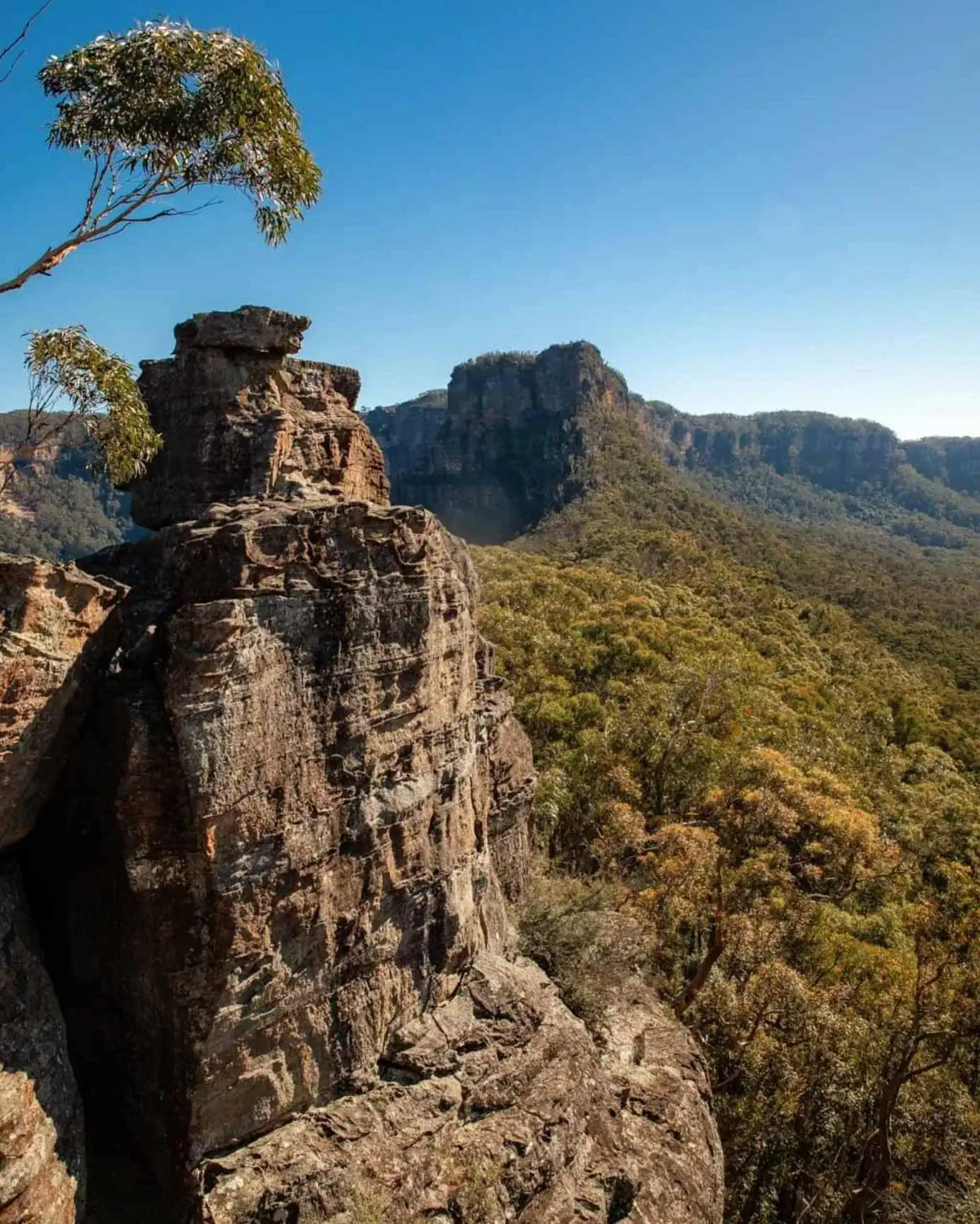 Blue Mountains elopement - Ruined Castle