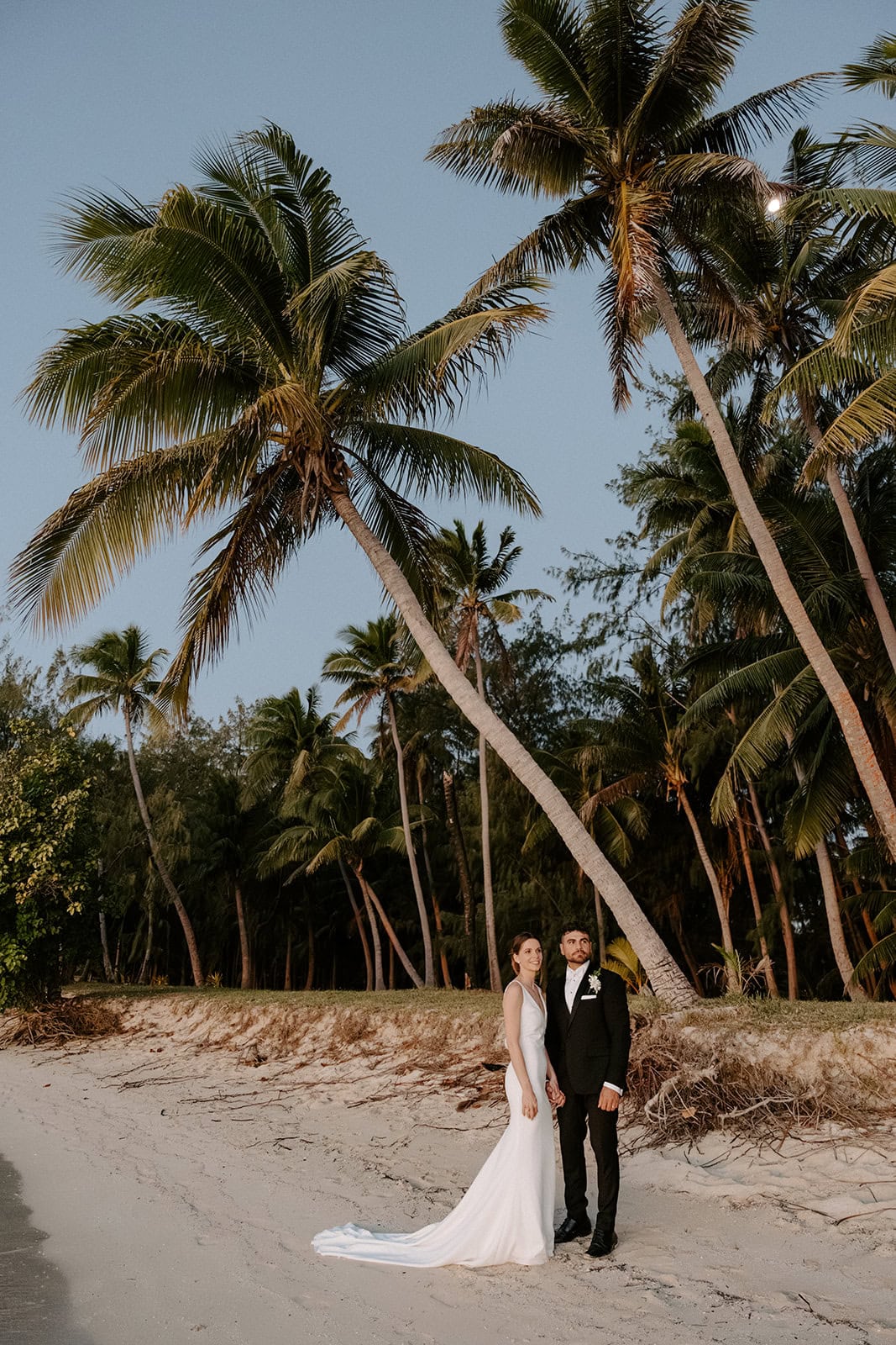 Elopement under Palm Trees in Yasawa Islands.